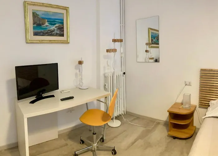 Brandnew Luxury House Near Metro Station Roma