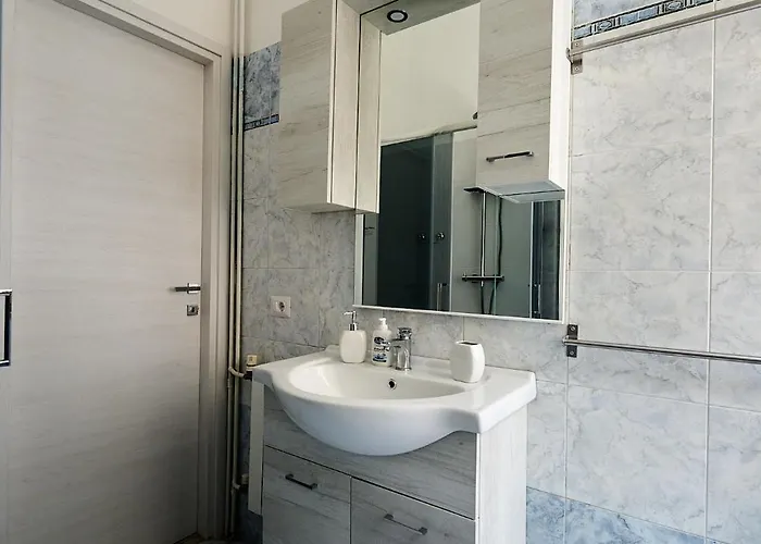 Brandnew Luxury House Near Metro Station Roma